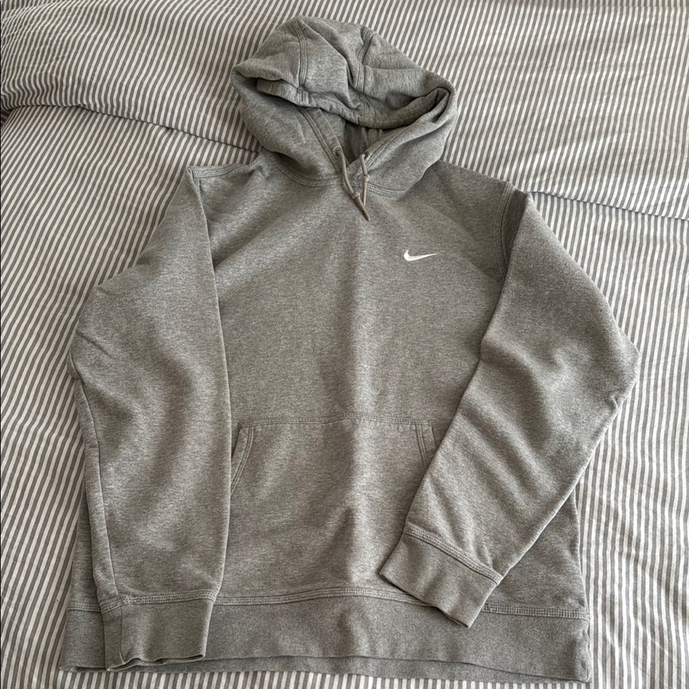 Nike Gray Pullover Hoodie Sweatshirt